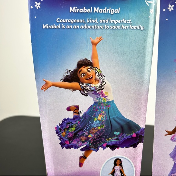 Encanto Mirabel & Isabela Madrigal 11 inch Dolls *Lot Of 2* Disney Toy - Picture 7 of 15